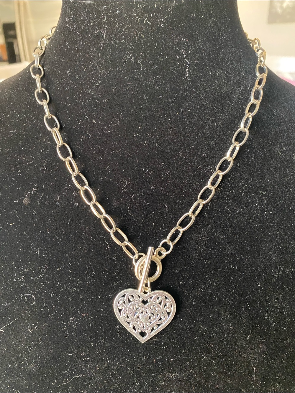 Delicate Silver Heart Filigree Pendant Necklace for Women